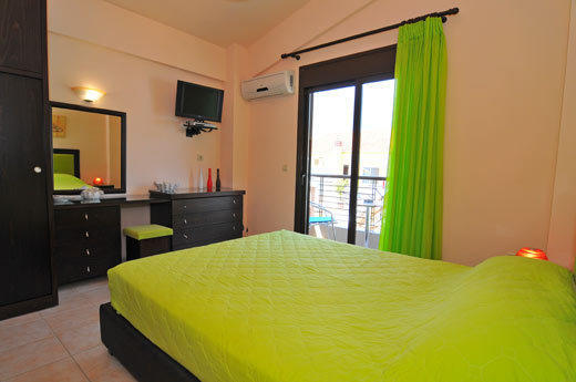 Golden Sunrise Apartments Χρυσή Αμμουδιά Δωμάτιο φωτογραφία